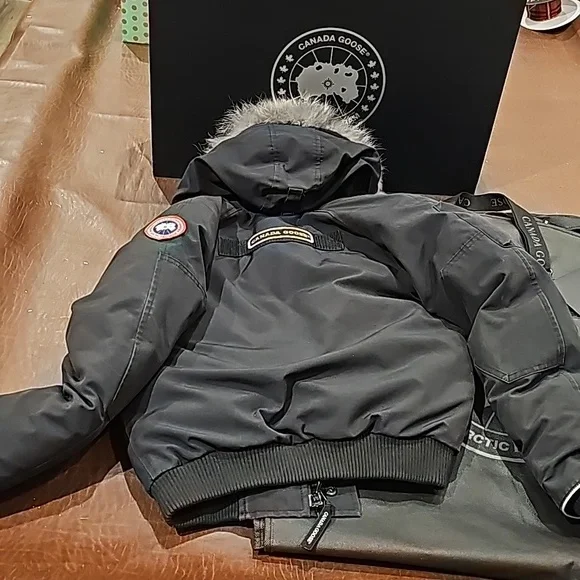 Canada Goose kids jacket size M 10-12